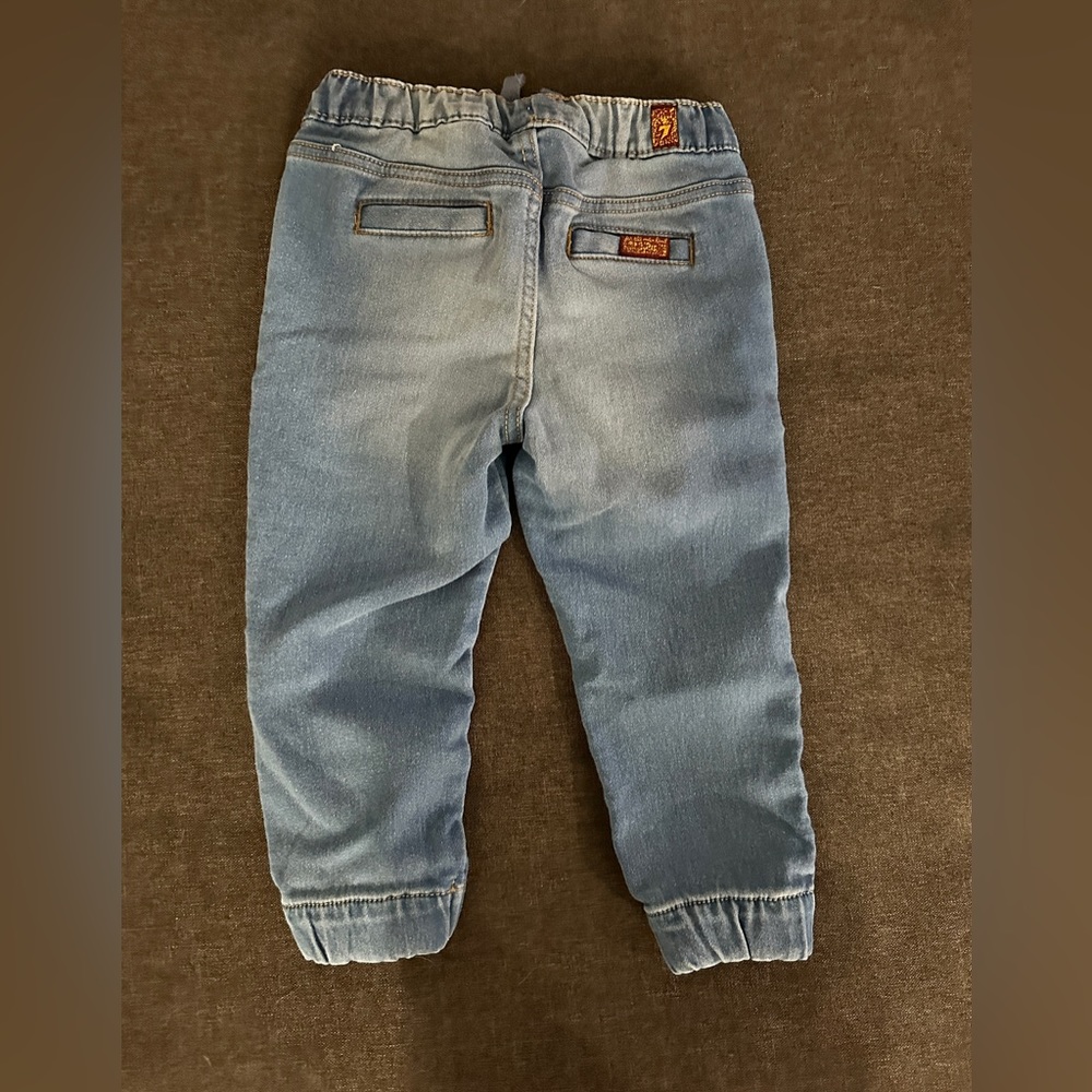 Toddler 7 for all mankind Jeans 2T - Picture 2 of 3